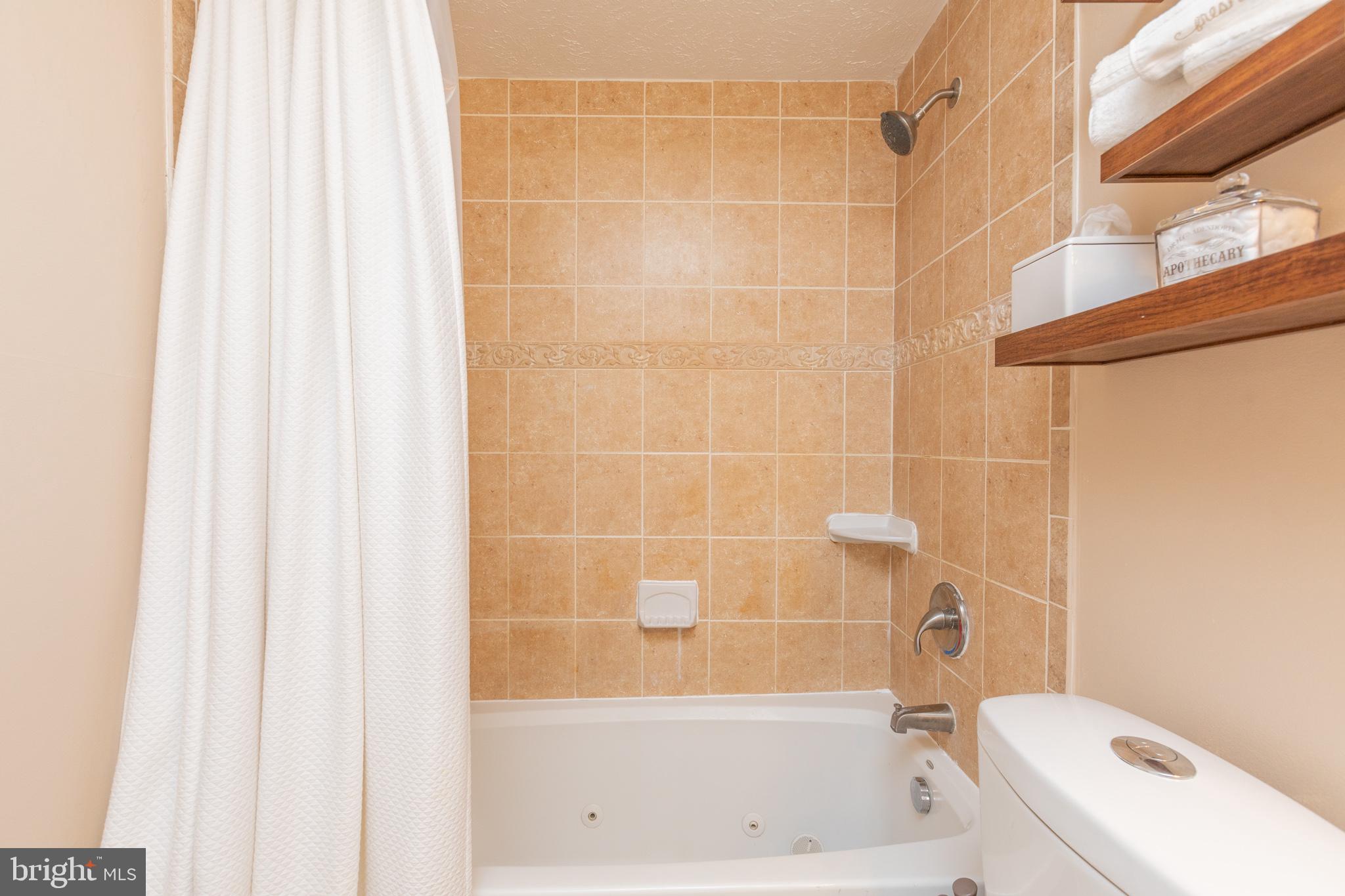 UPPER MARLBORO - Residential