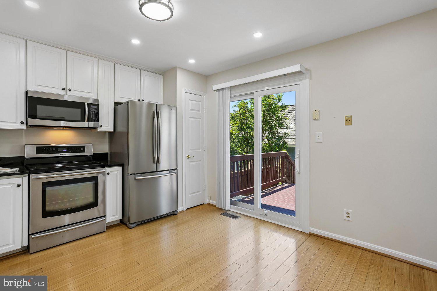 KENTLANDS - Residential