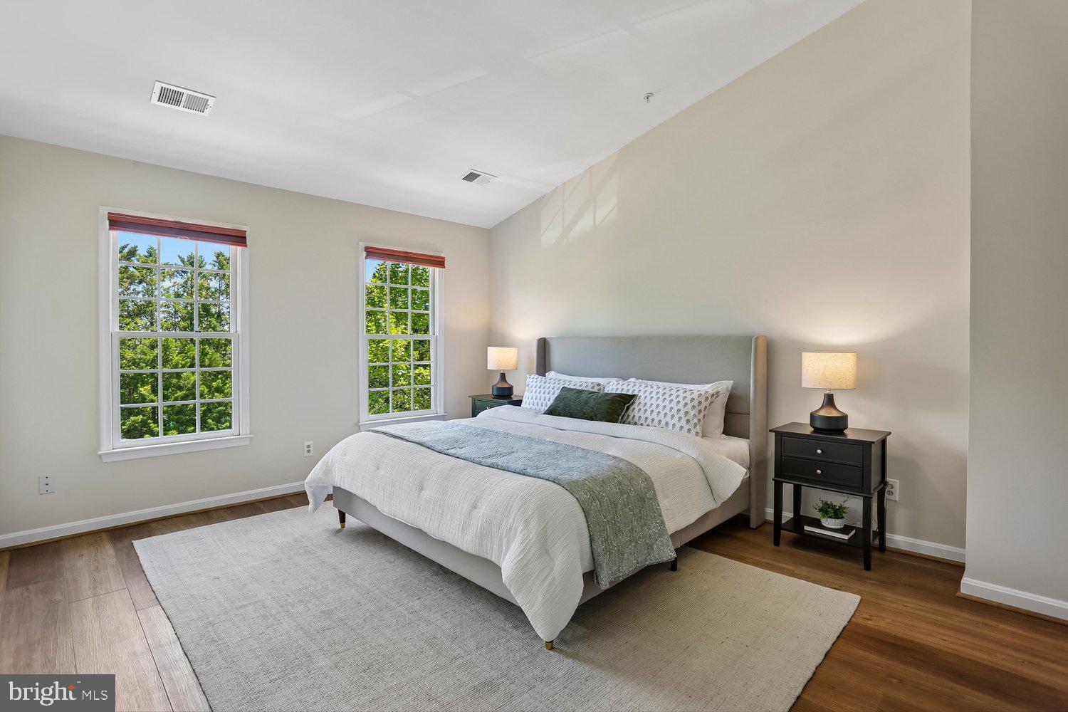 KENTLANDS - Residential
