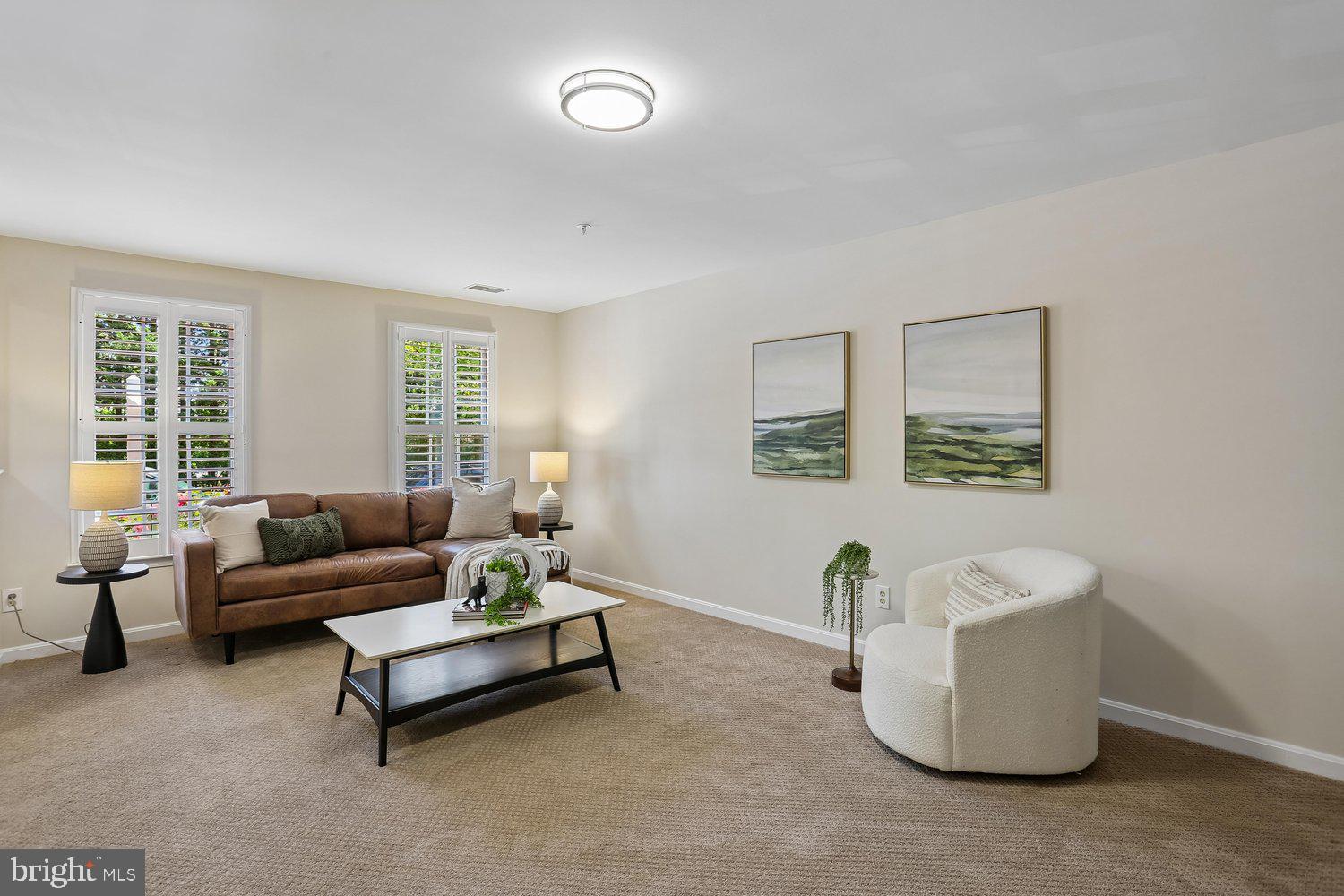 KENTLANDS - Residential