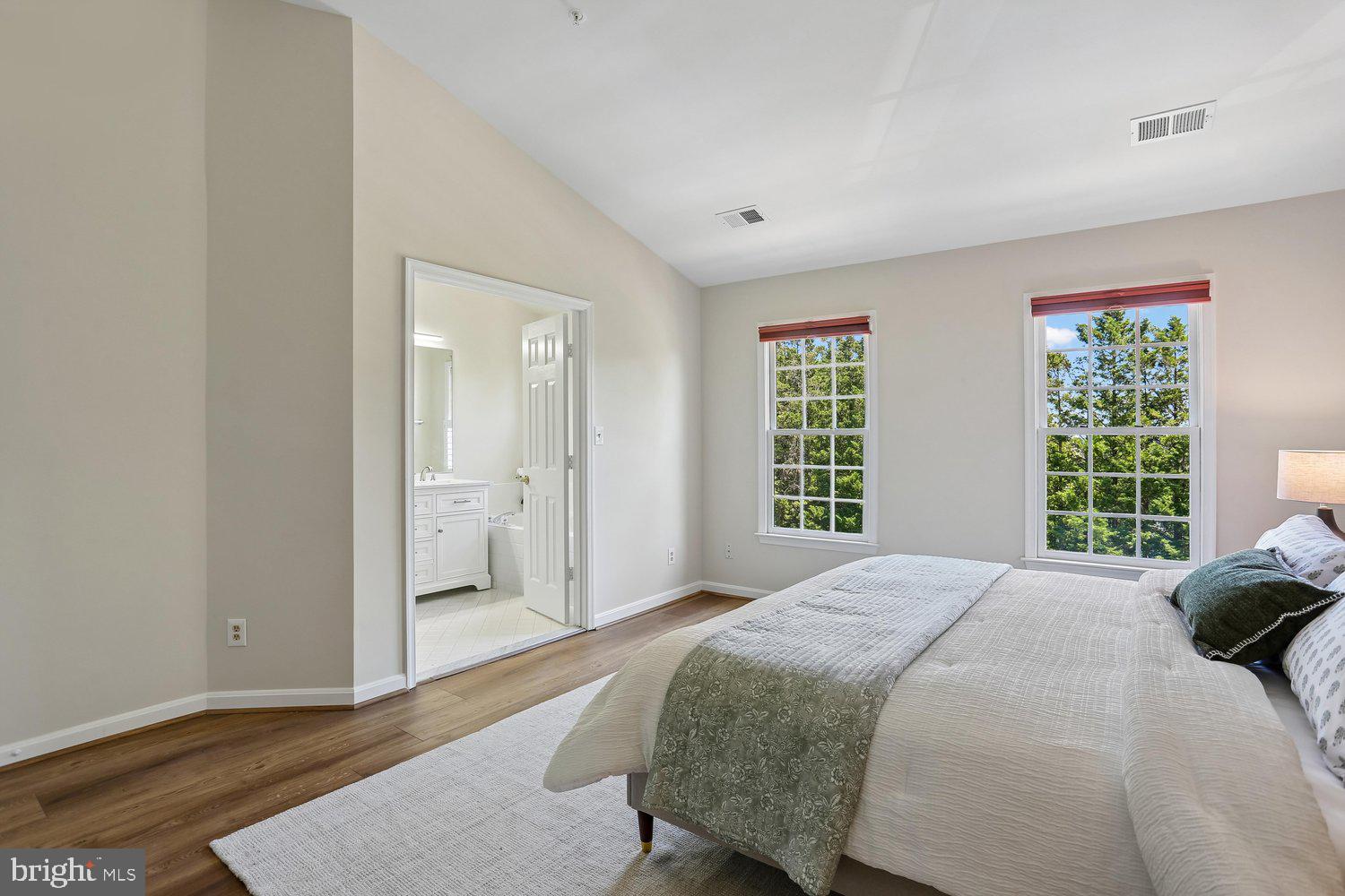 KENTLANDS - Residential