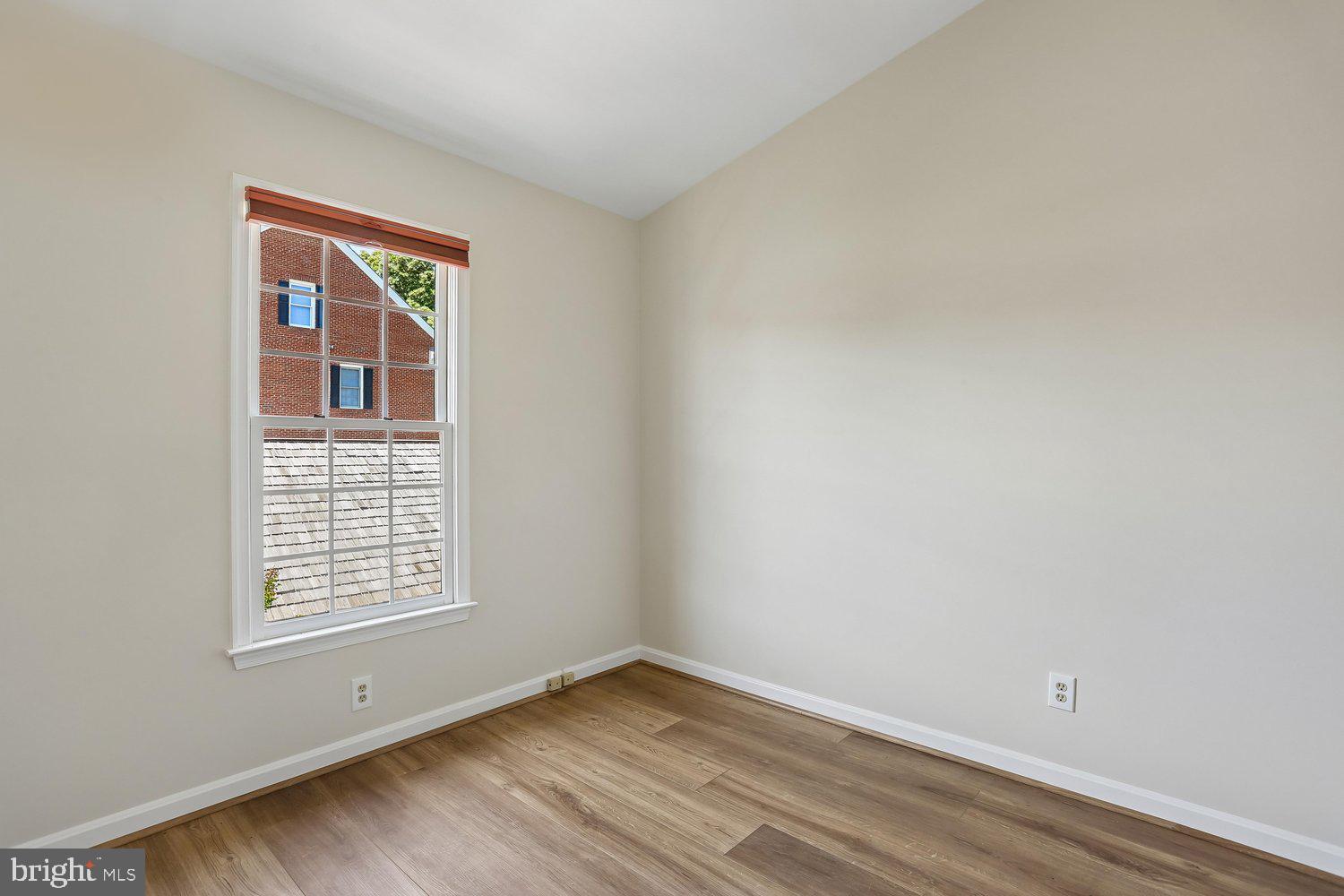 KENTLANDS - Residential