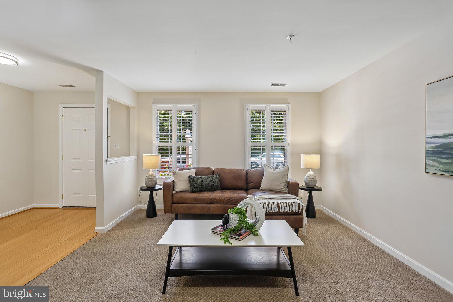 KENTLANDS - Residential