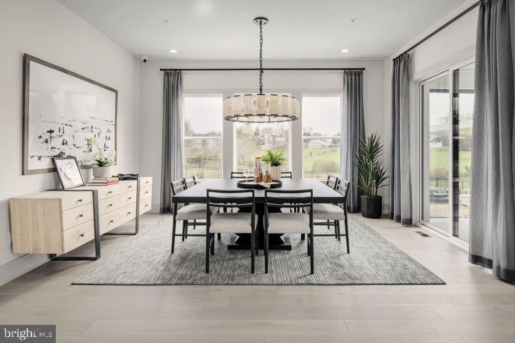 MT. PROSPECT - Residential