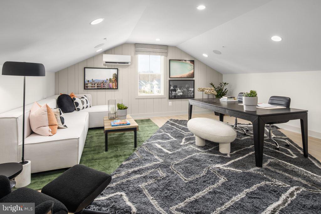 MT. PROSPECT - Residential