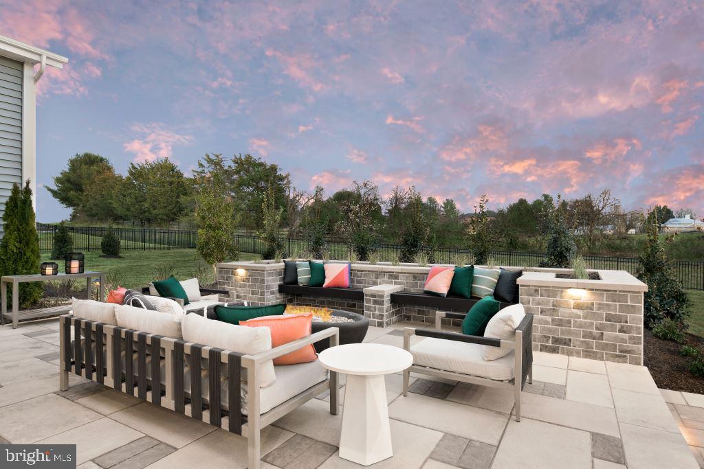 MT. PROSPECT - Residential