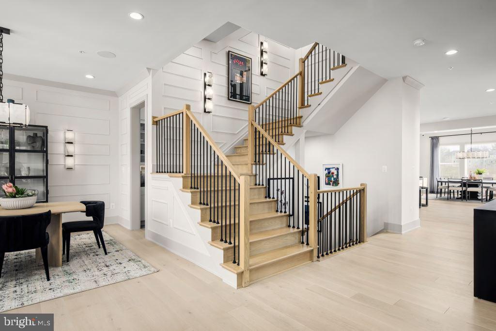 MT. PROSPECT - Residential