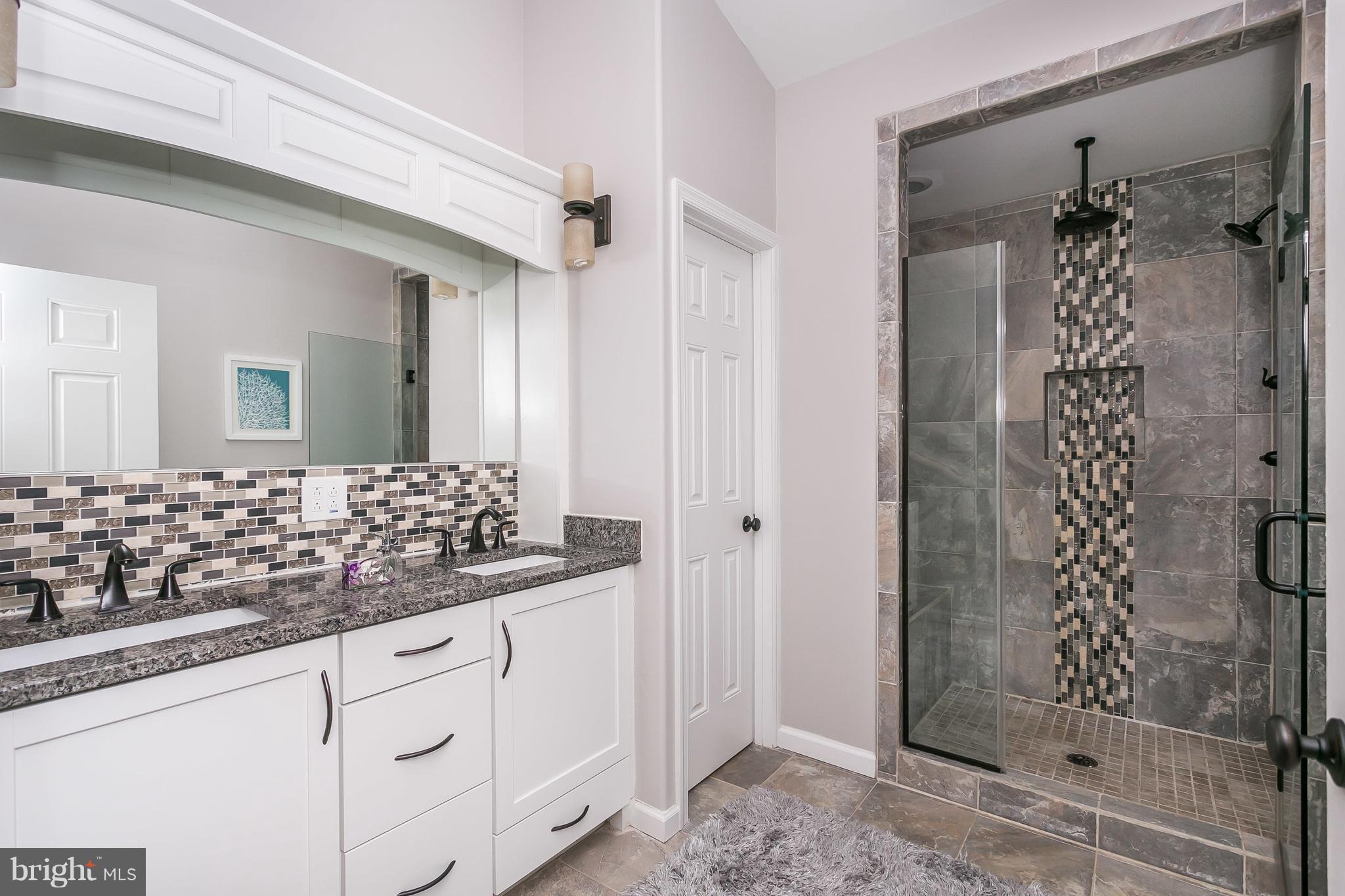 GREENWOOD - Residential