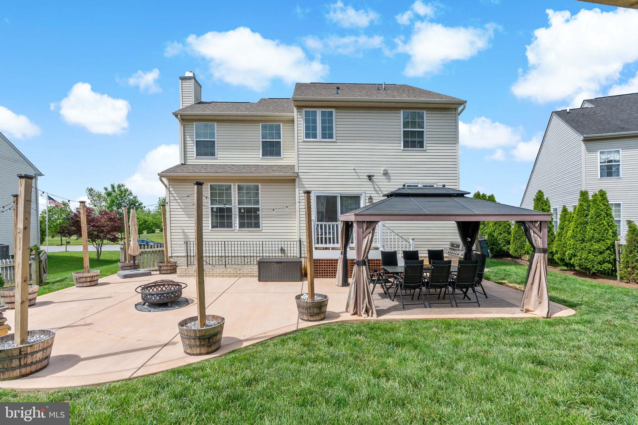 SPRUCE HILL NORTH - Residential