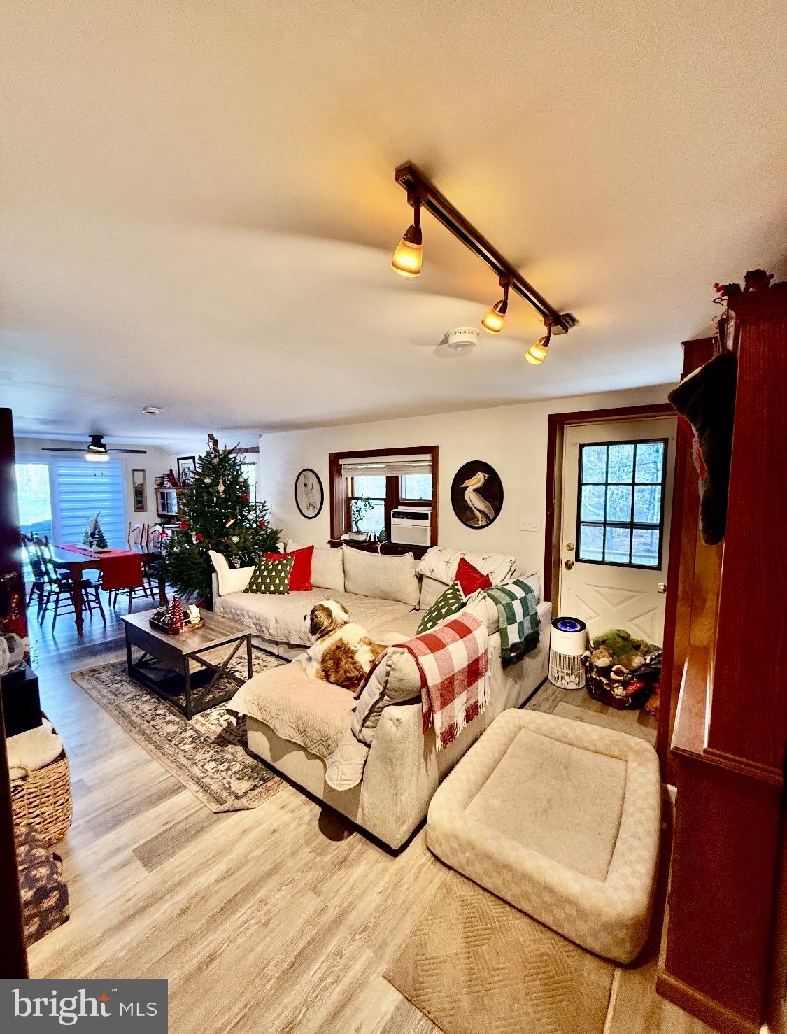 UPPER BLACK EDDY - Residential Lease