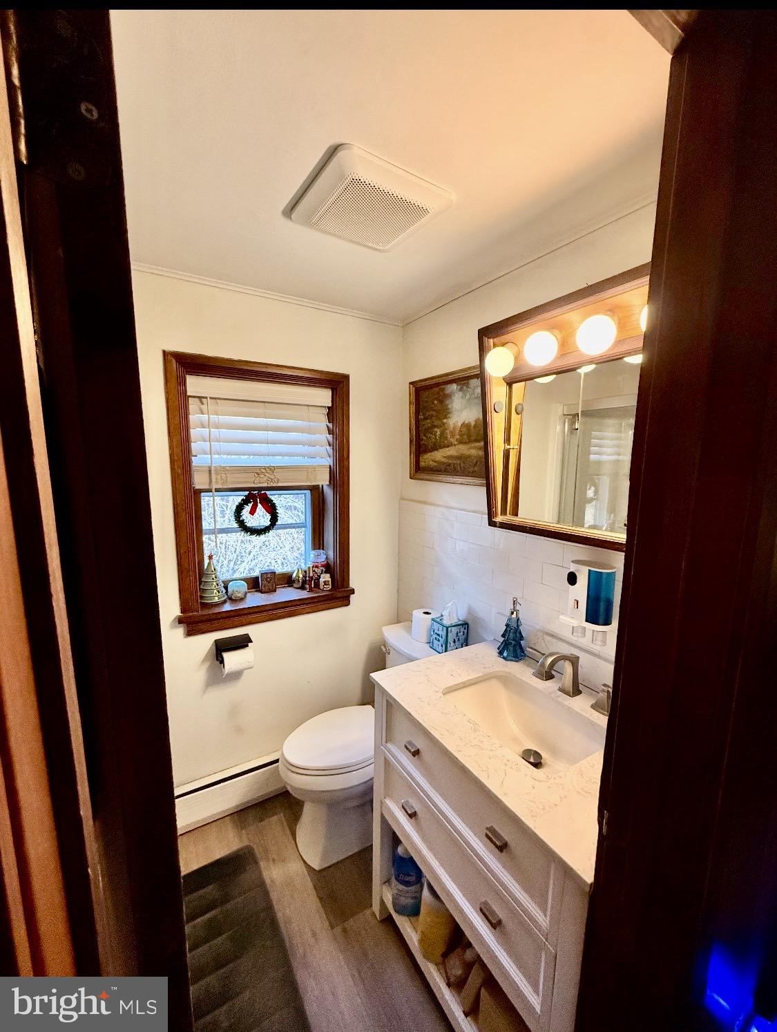 UPPER BLACK EDDY - Residential Lease