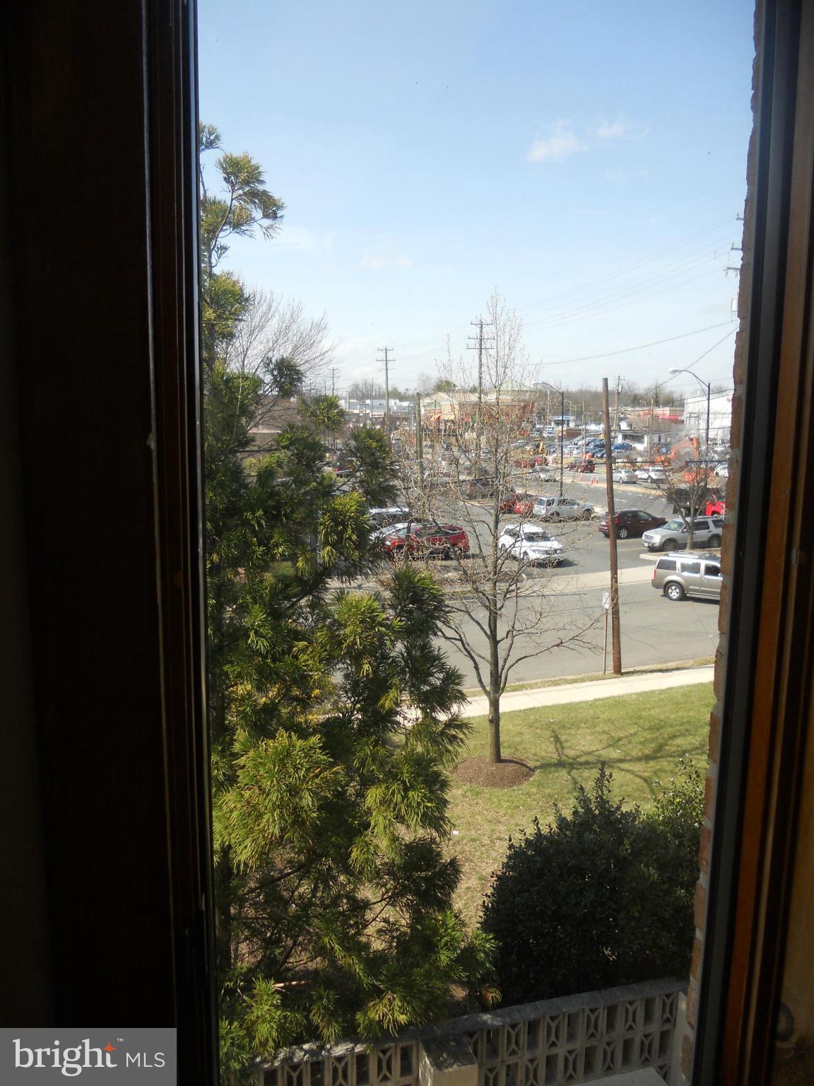 PROF CTR OF FAIRFAX CO - Commercial Sale