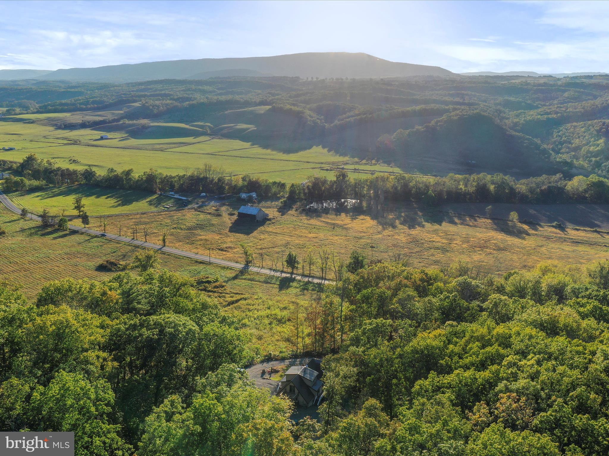 MOUNTAIN VIEW - Residential
