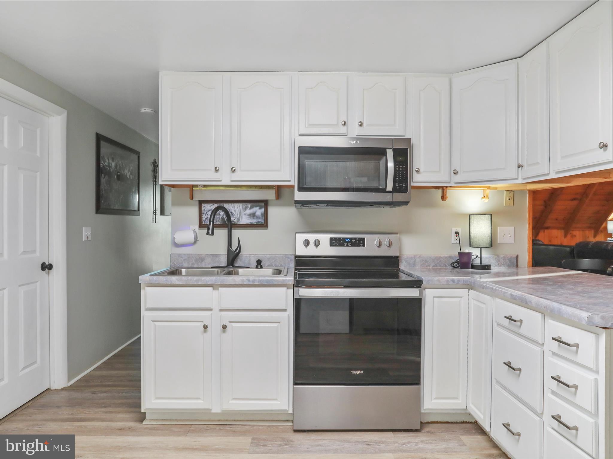 MOUNTAIN VIEW - Residential