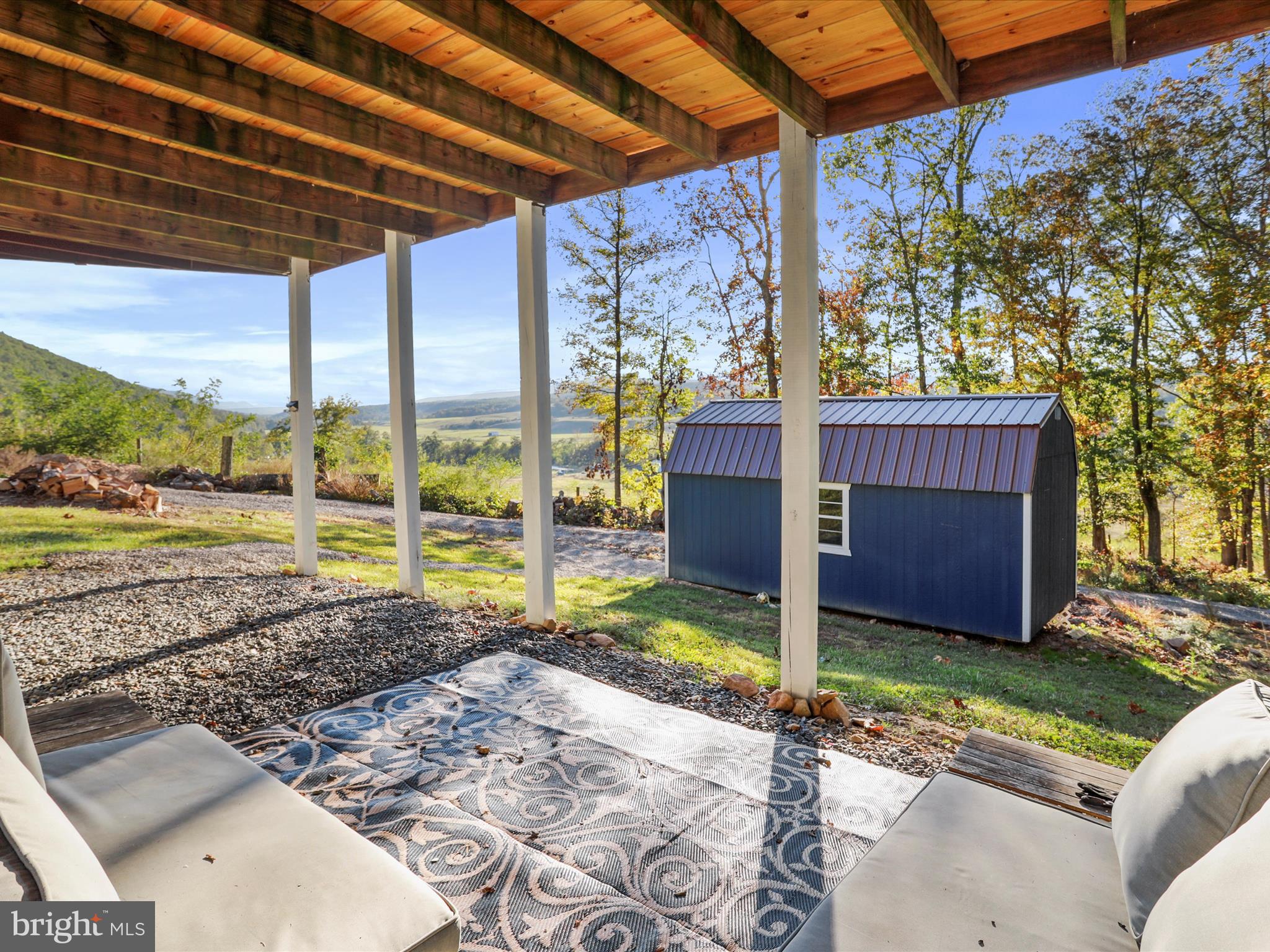 MOUNTAIN VIEW - Residential