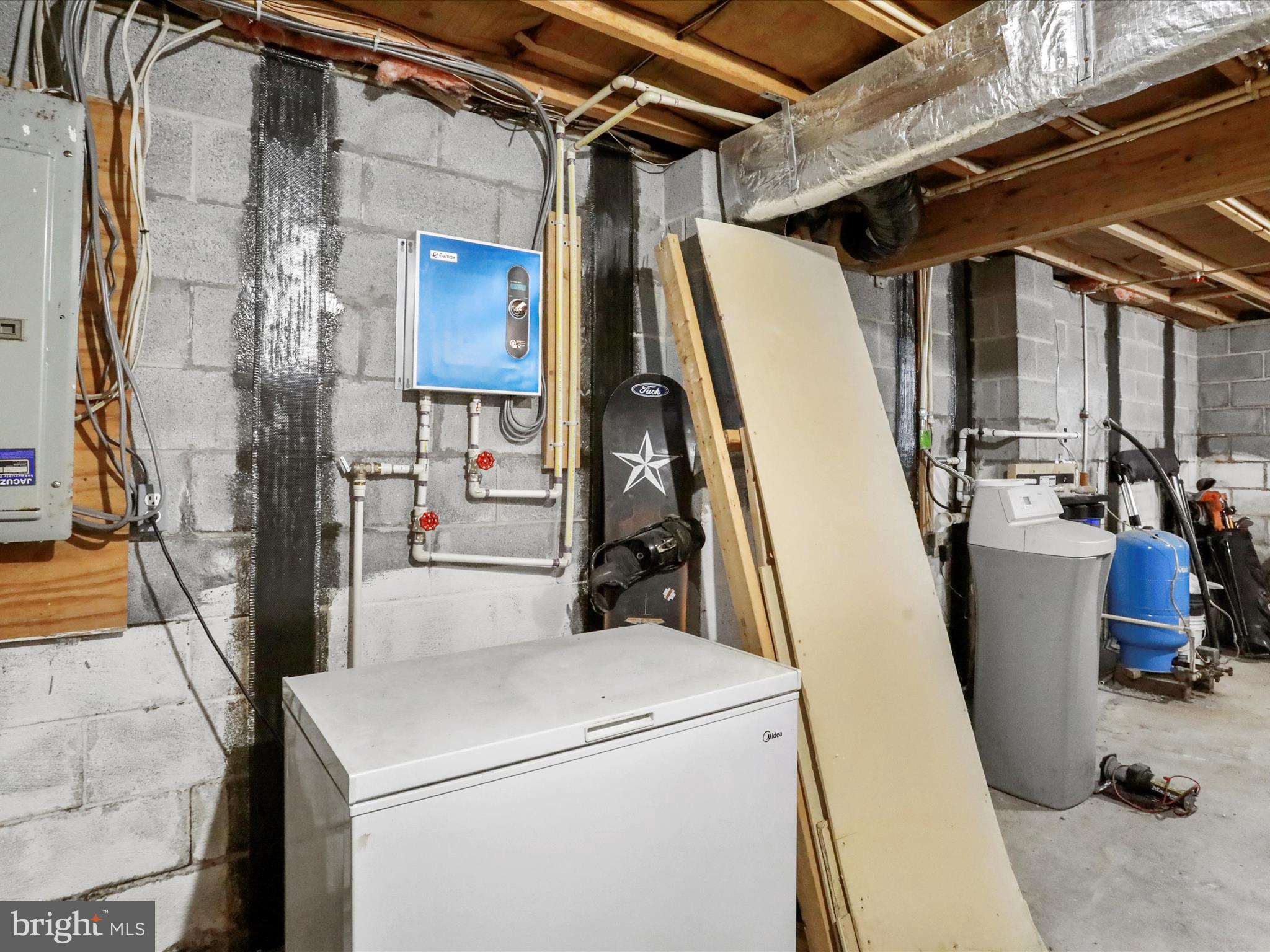 MOUNTAIN VIEW - Residential