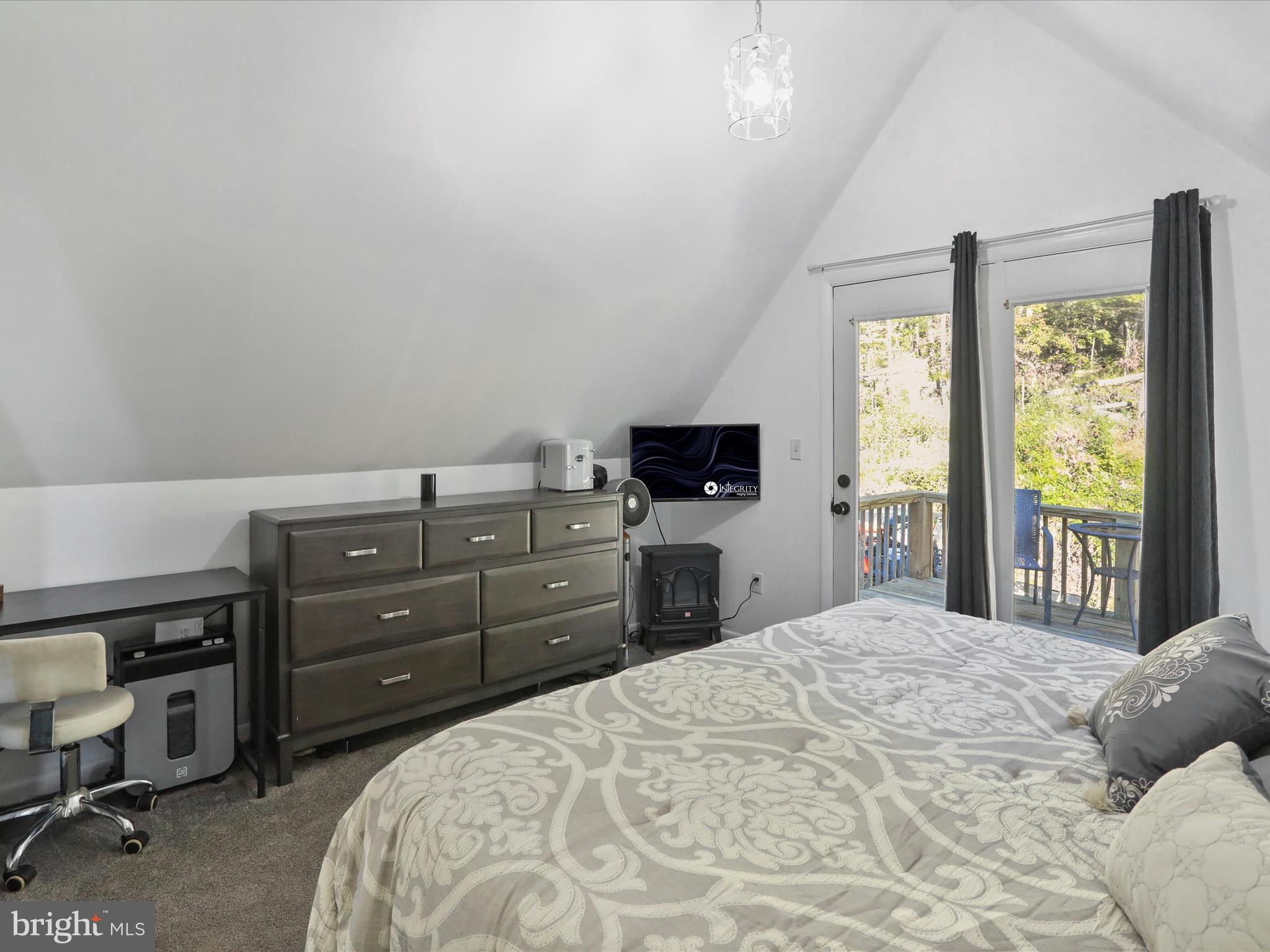 MOUNTAIN VIEW - Residential