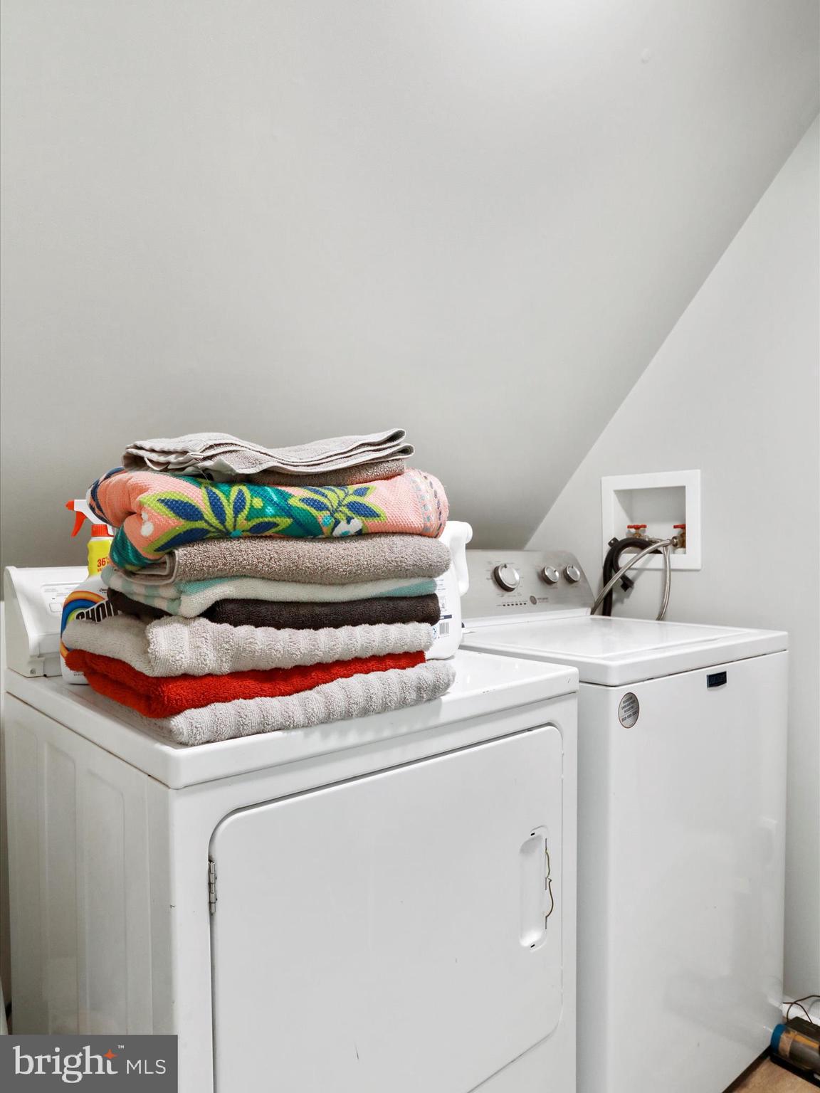 MOUNTAIN VIEW - Residential