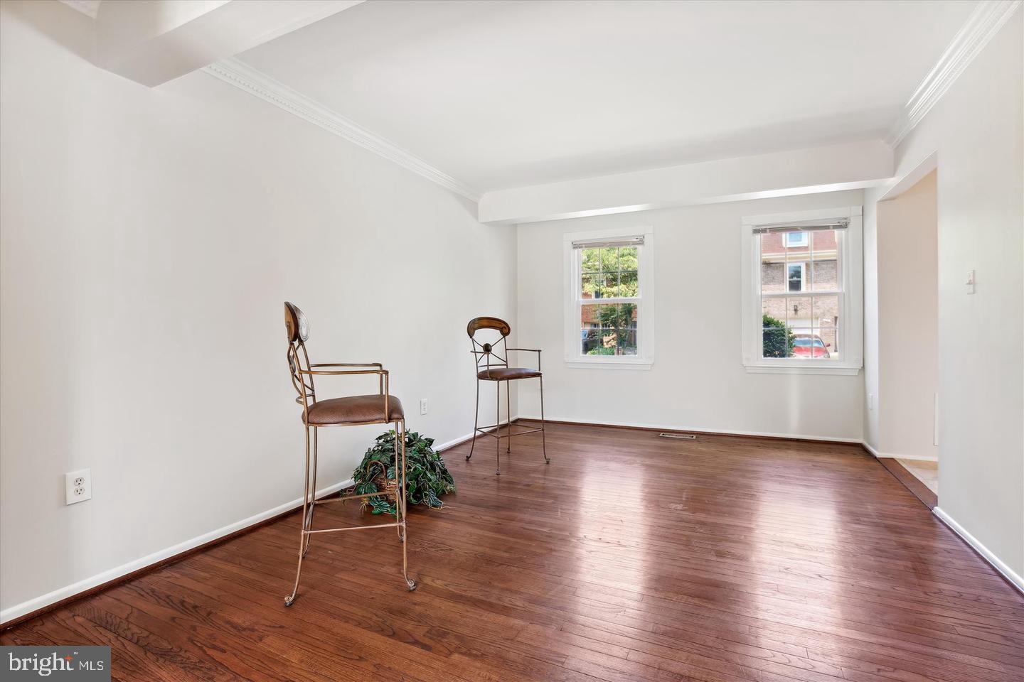 5 RITCHFIELD COURT