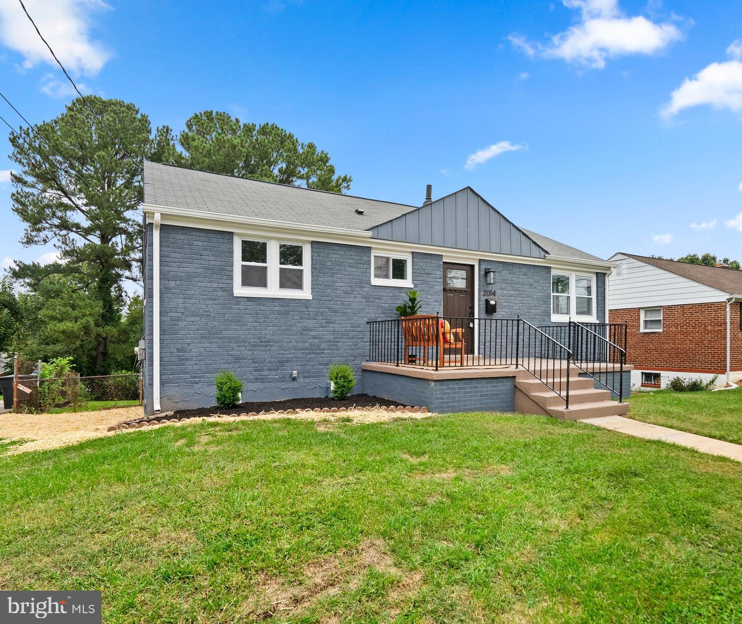 RIGGS TERRACE - Residential