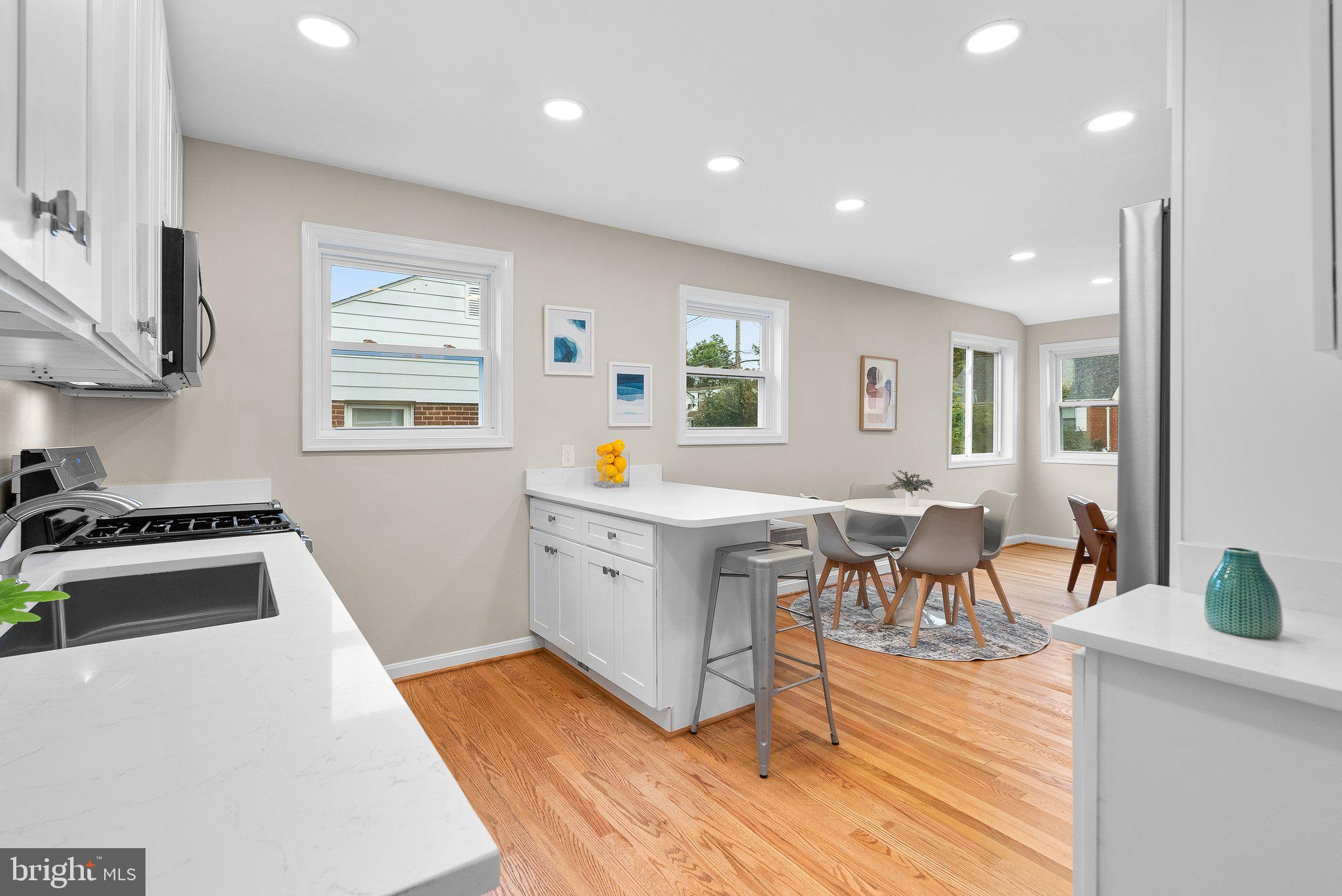 RIGGS TERRACE - Residential