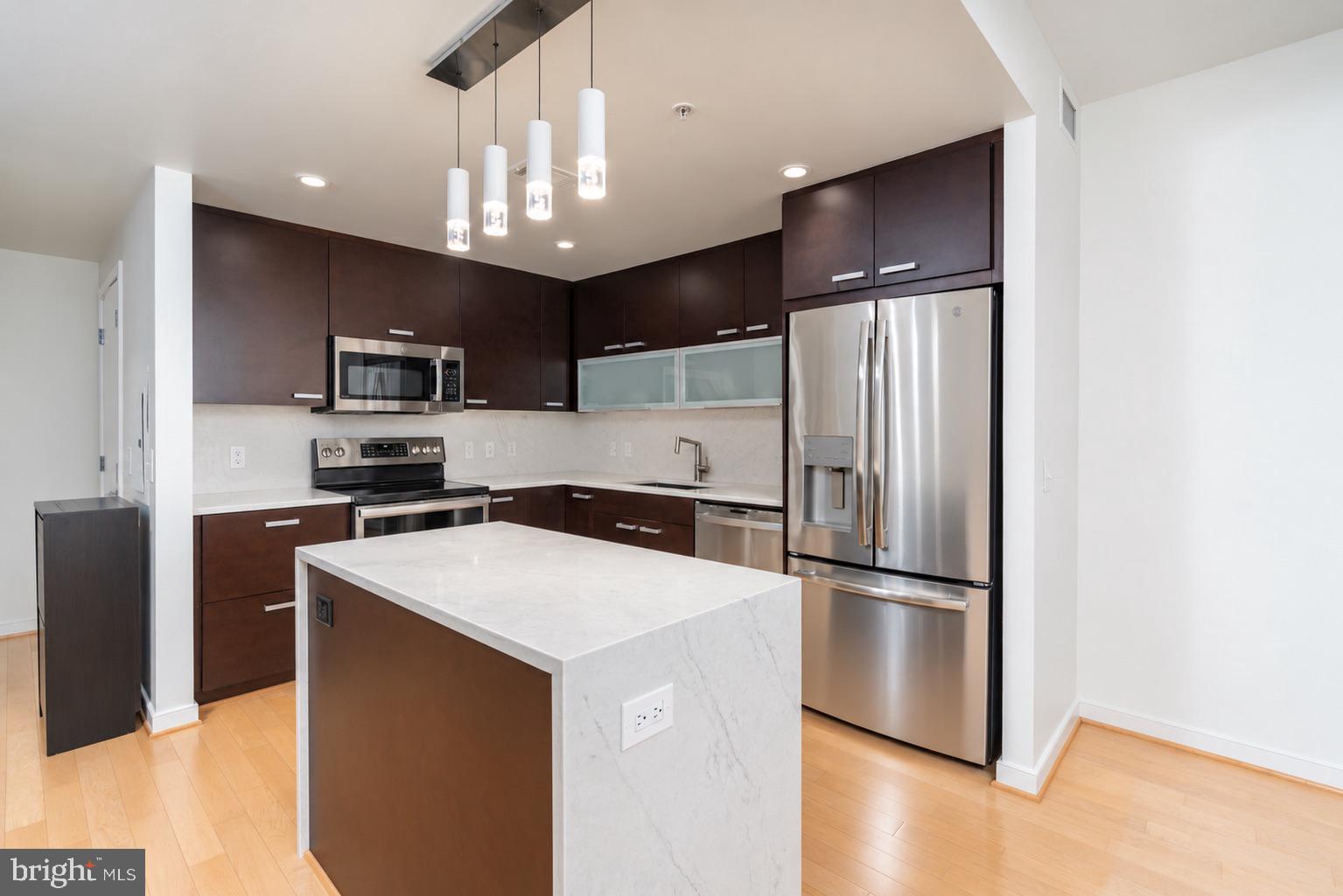 1010 MASSACHUSETTS AVENUE NW 805