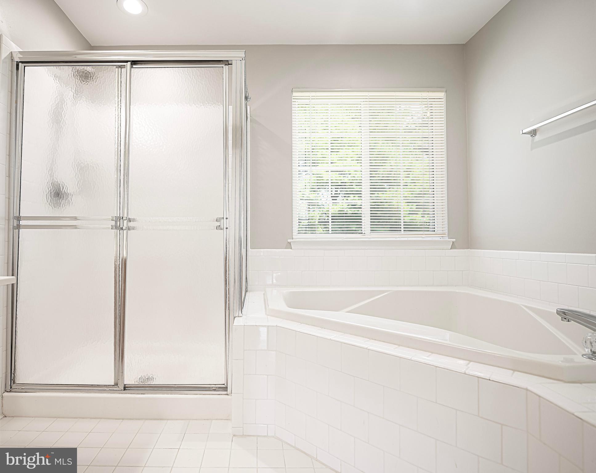 GREENBRIER HILLS - Residential