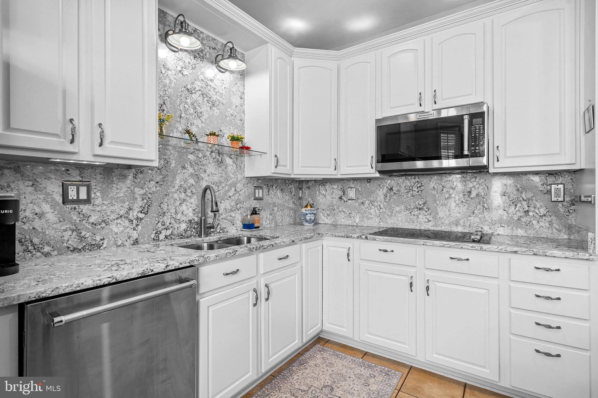 PINEY ORCHARD - Residential