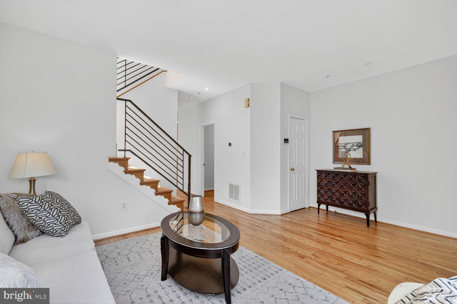 3369 MONTEREY LANE SE