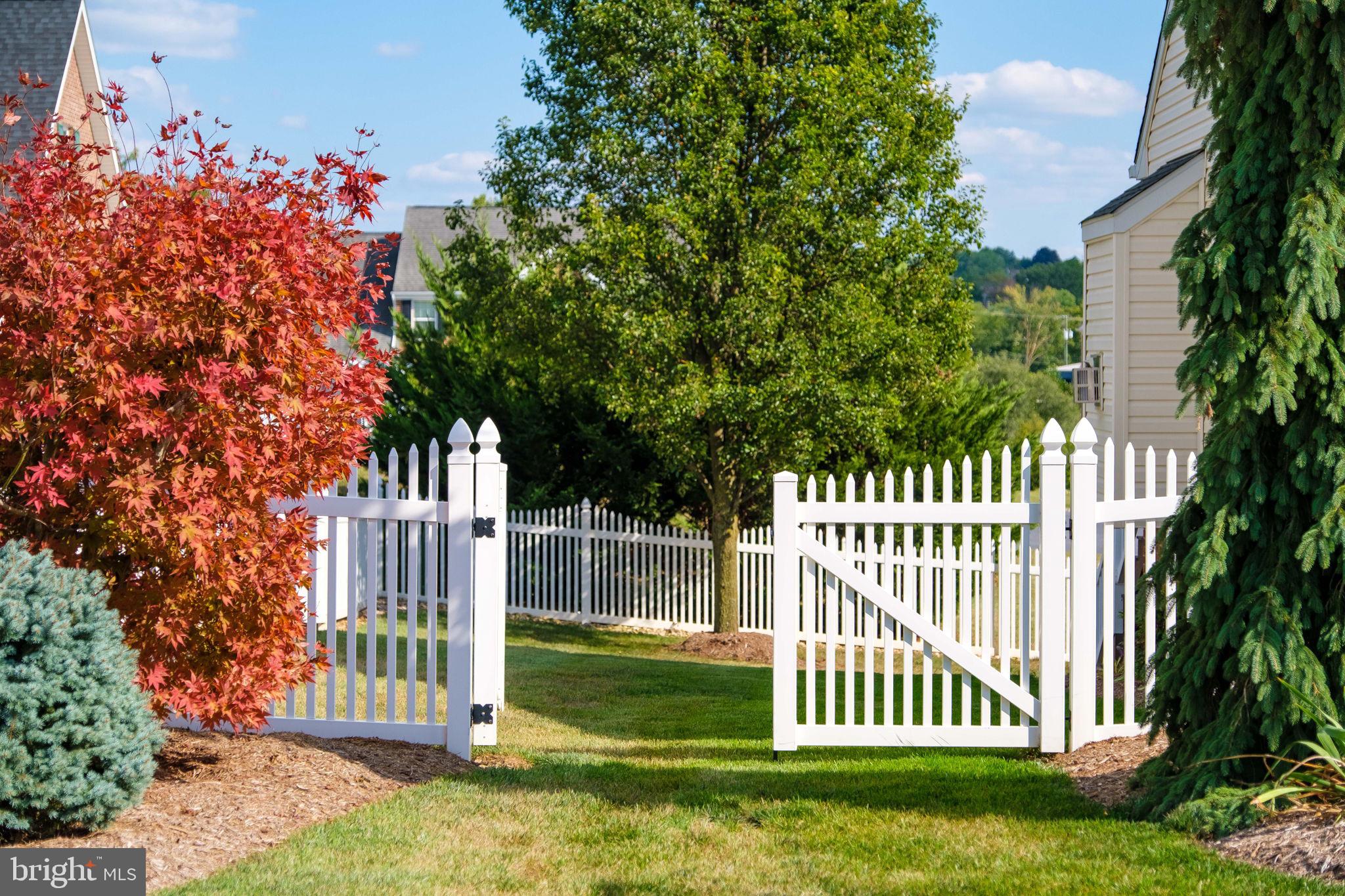HERITAGE HILLS - Residential