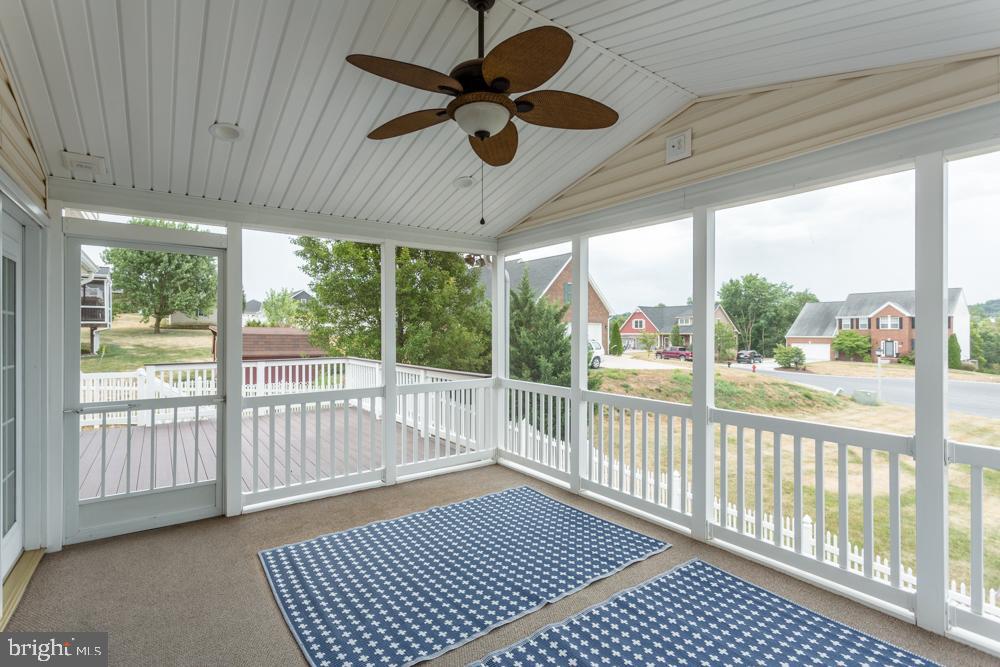 HERITAGE HILLS - Residential