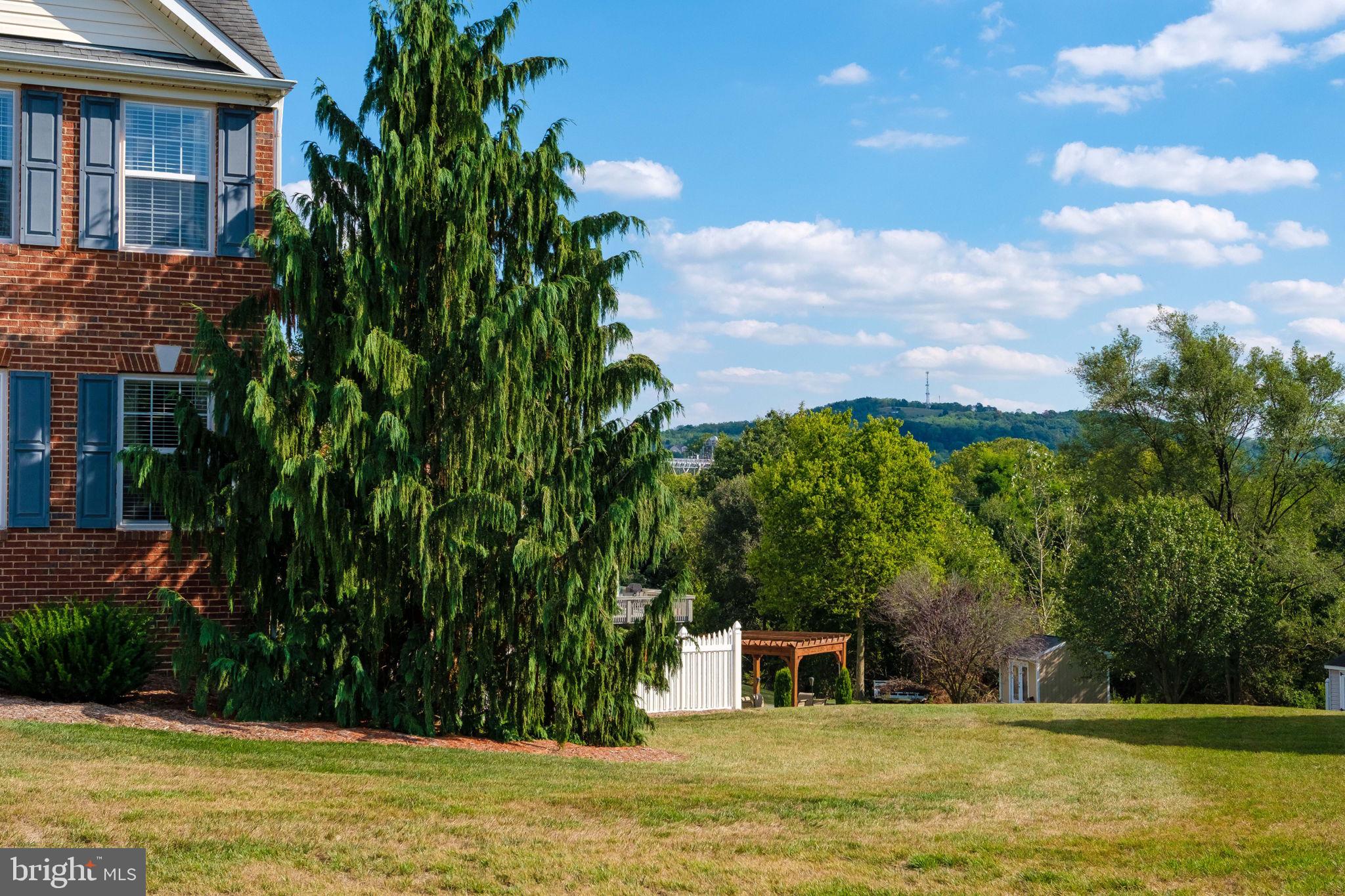 HERITAGE HILLS - Residential
