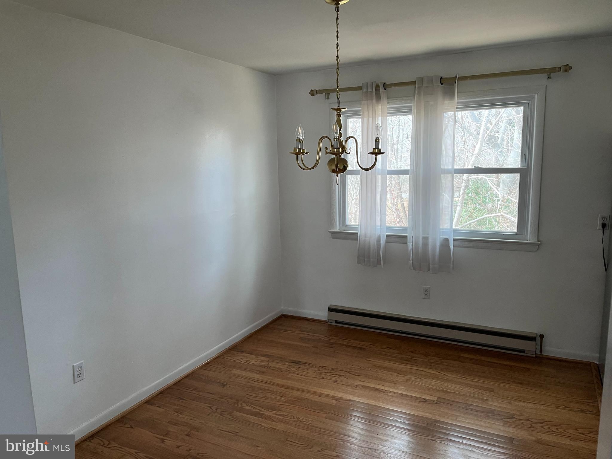 HUNTING HILLS ESTATES - Residential Lease