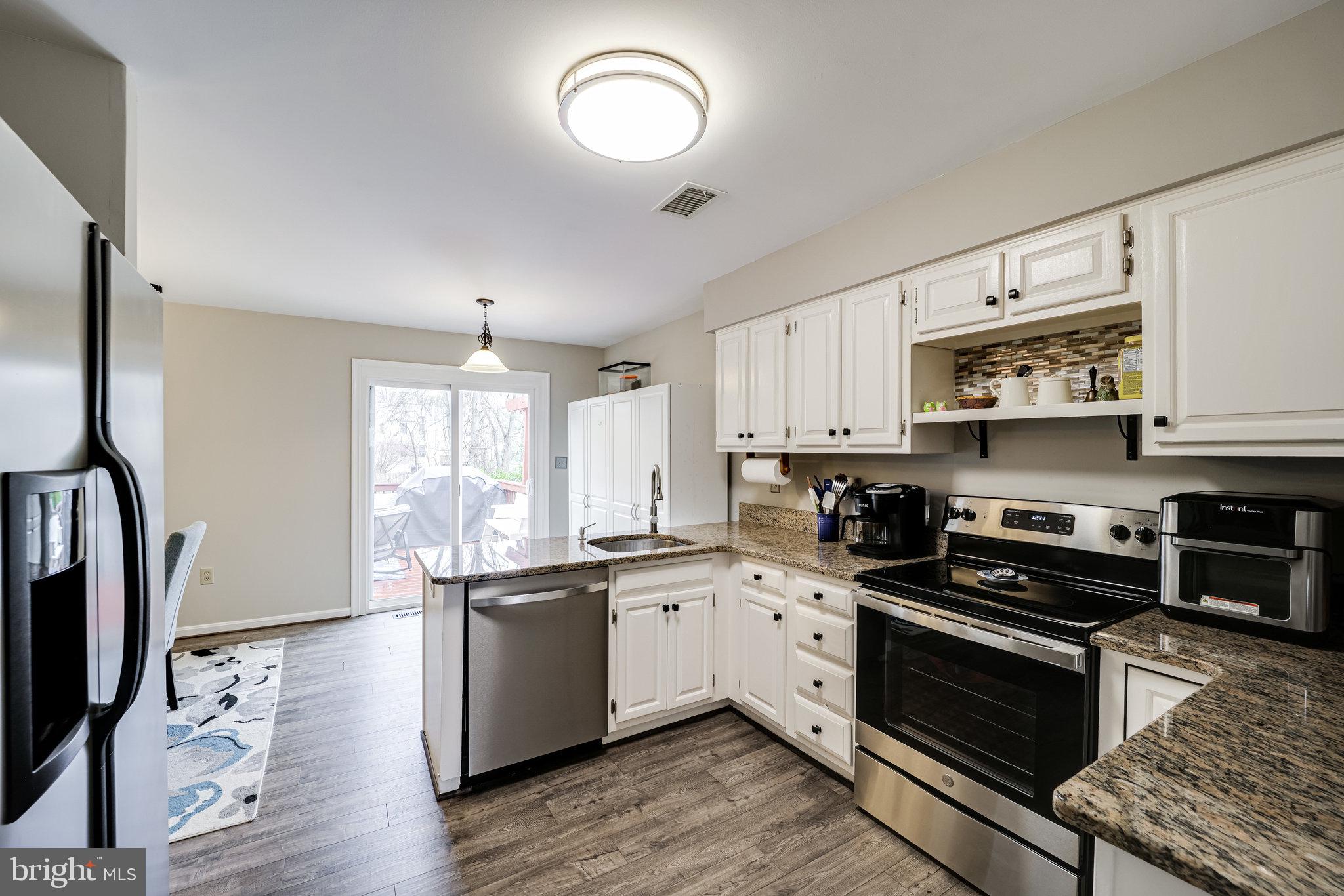 KINGSTOWNE - Residential