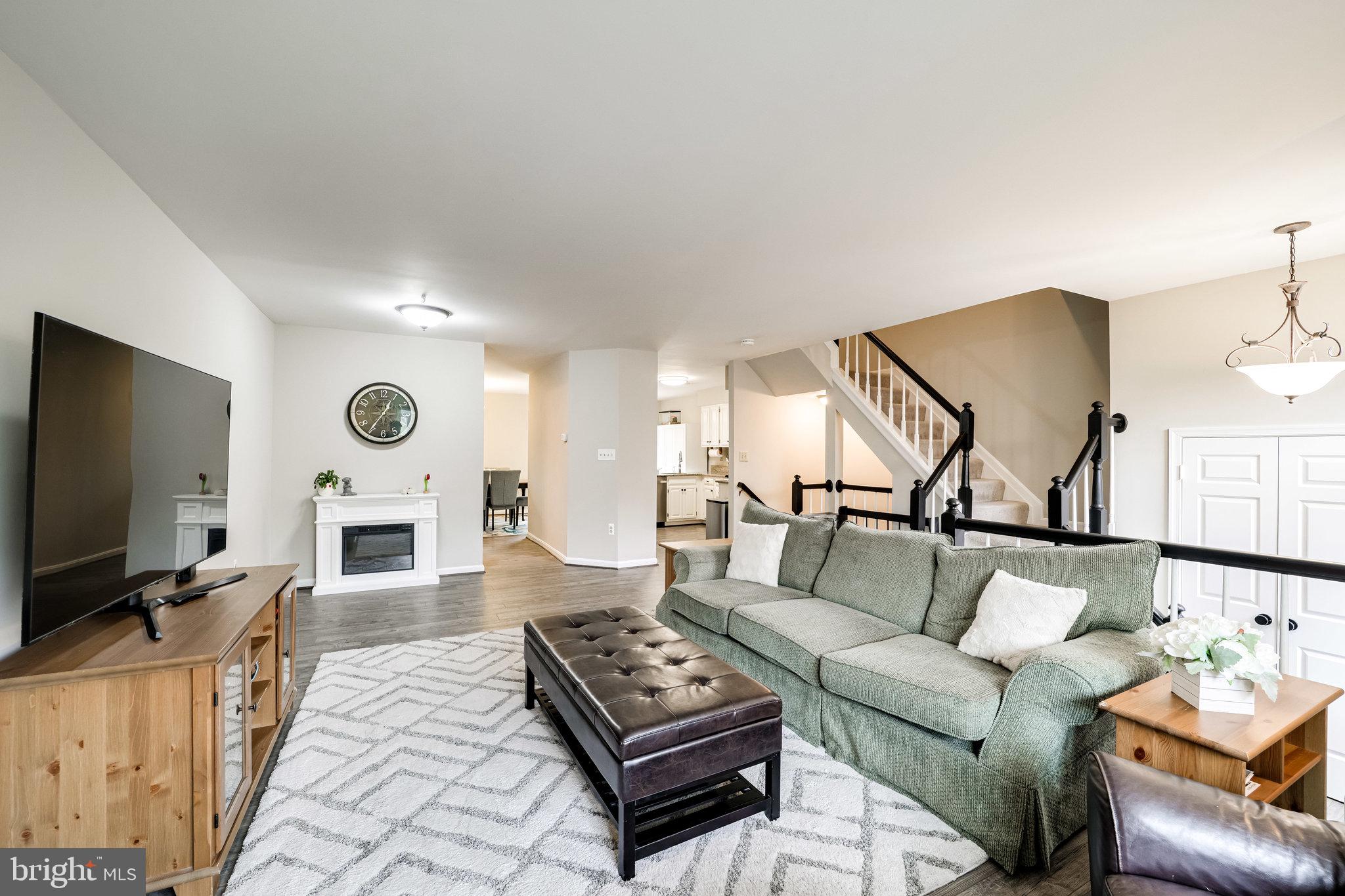 KINGSTOWNE - Residential