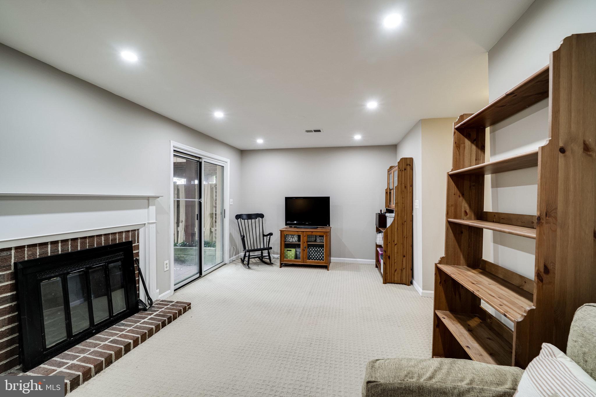 KINGSTOWNE - Residential