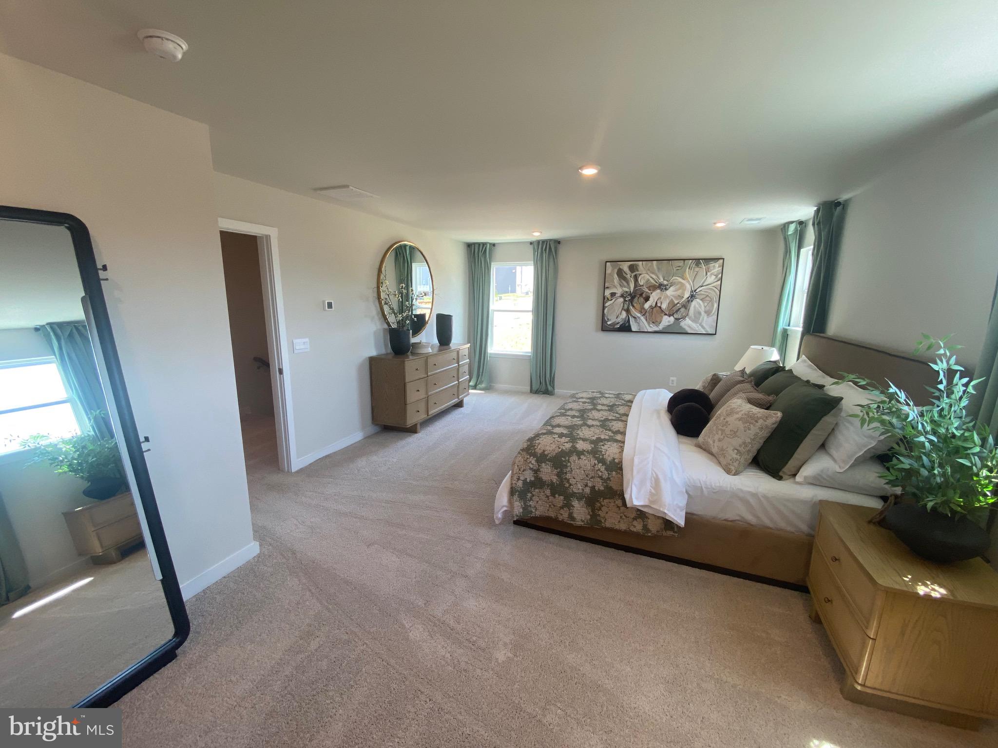 HUNTWELL WEST - Residential