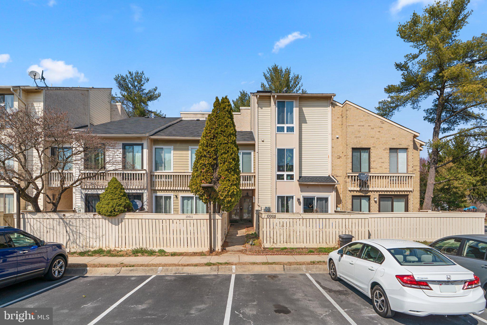 CLUBSIDE - Residential