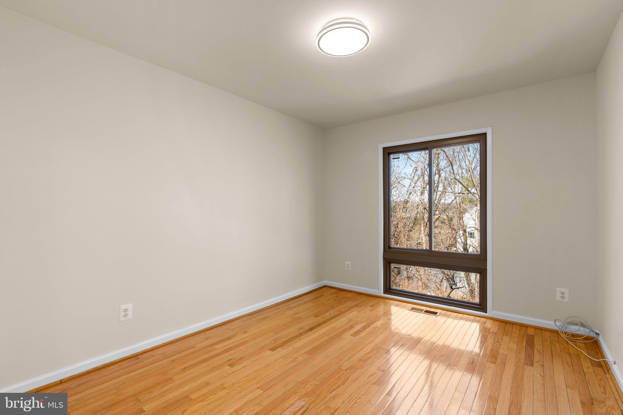 CLUBSIDE - Residential