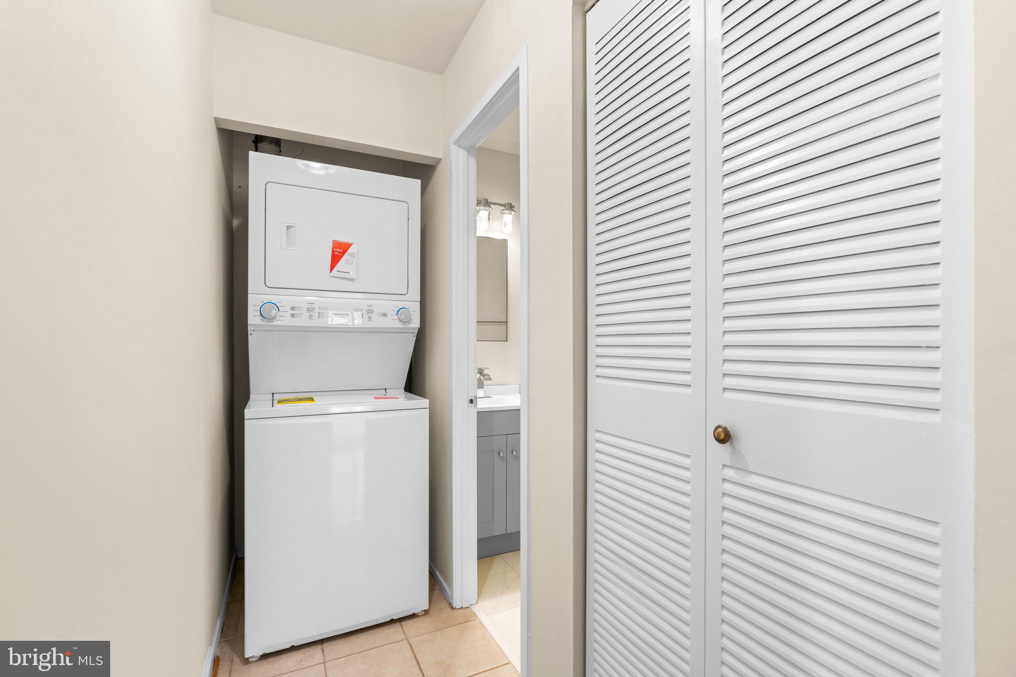 CLUBSIDE - Residential