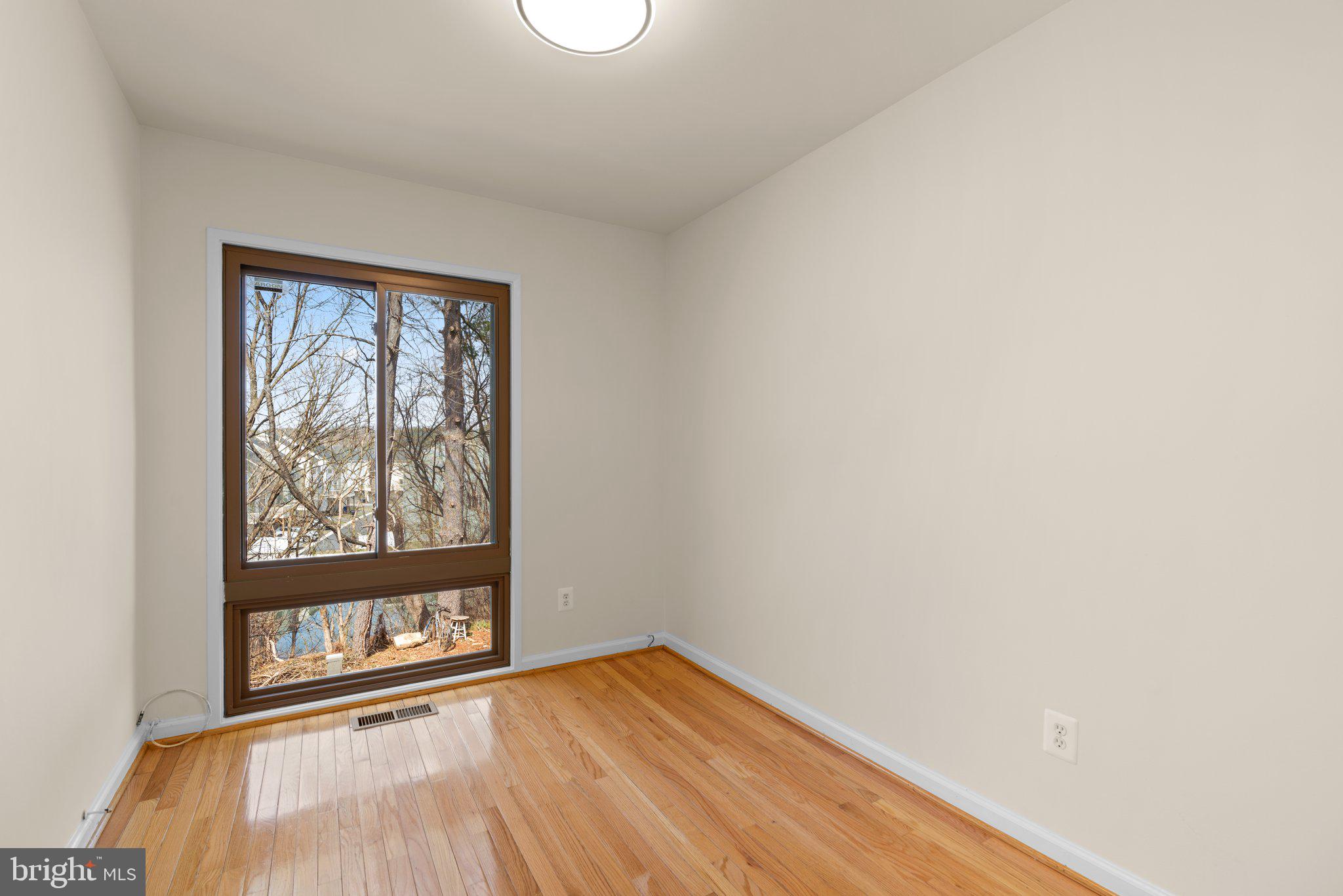 CLUBSIDE - Residential