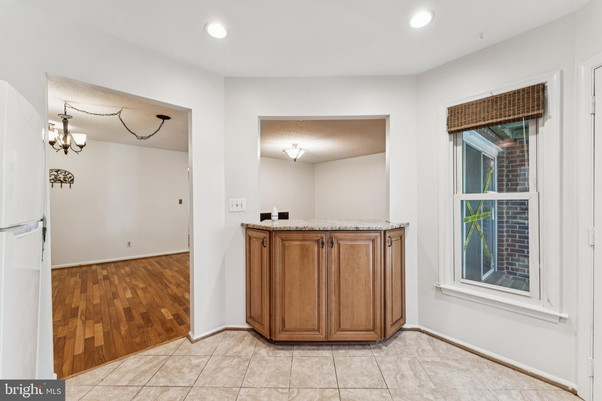 THE COVE - Residential Lease