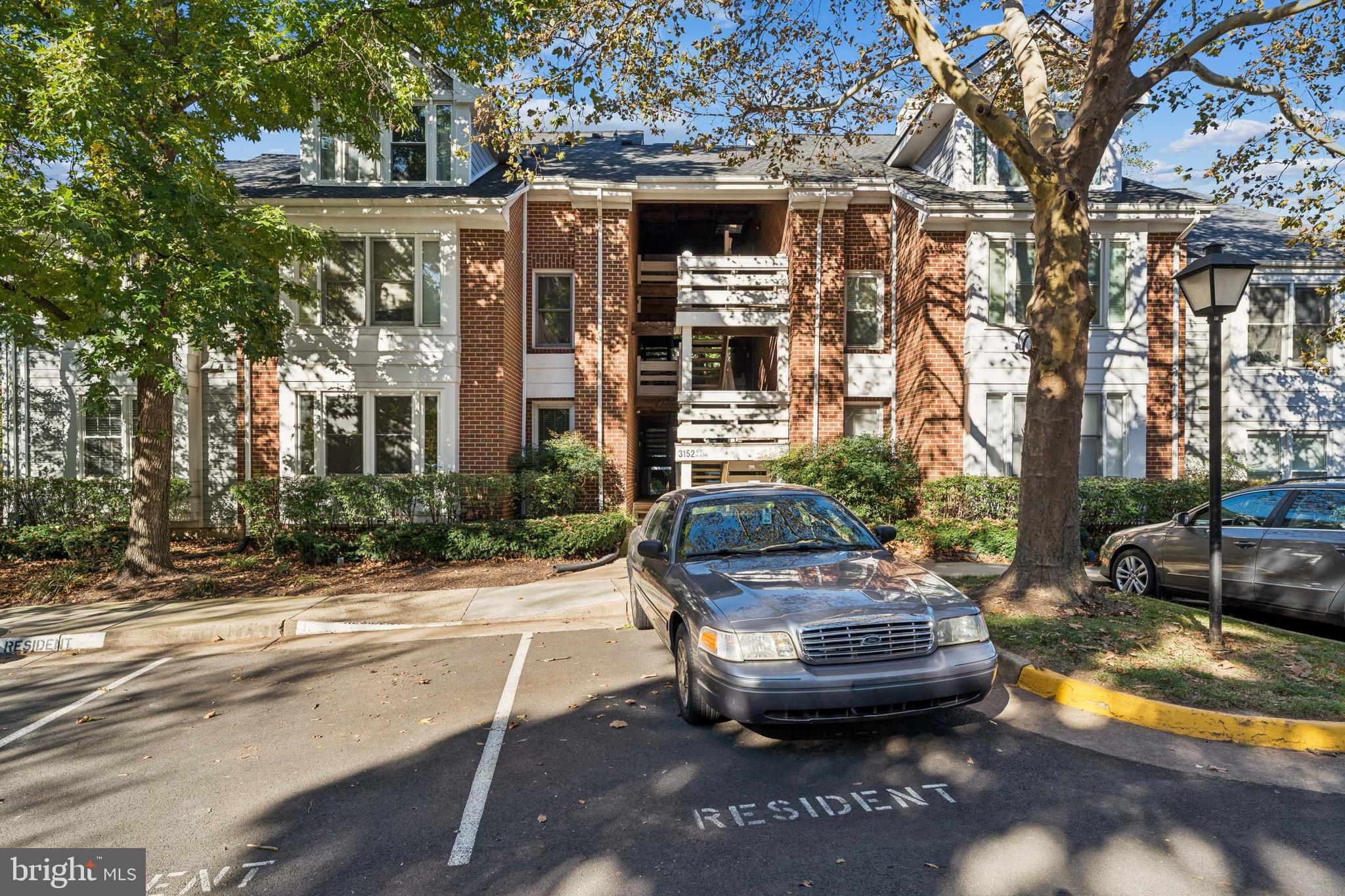 THE COVE - Residential Lease