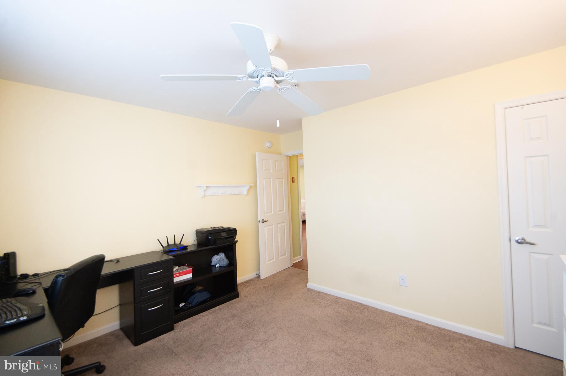 WOODS COVE - Residential