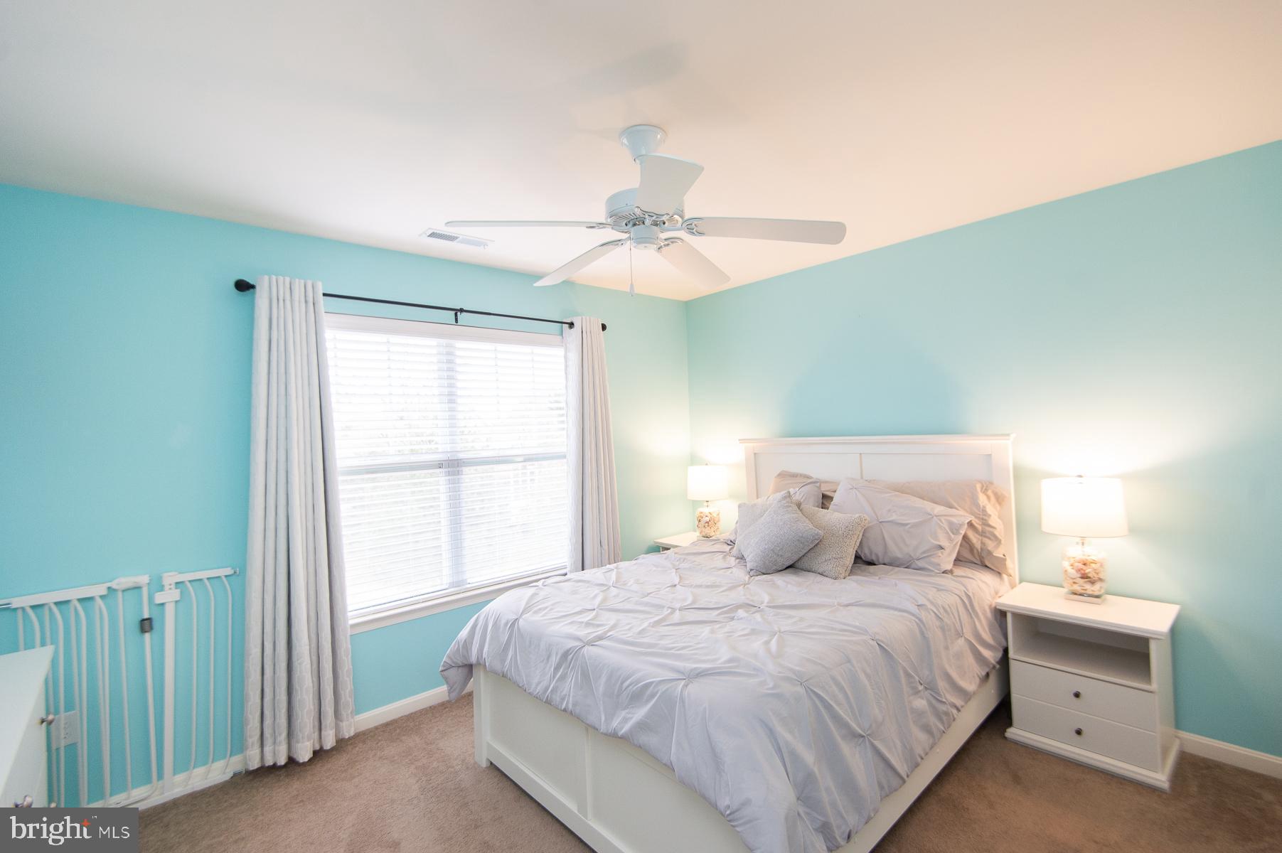 WOODS COVE - Residential