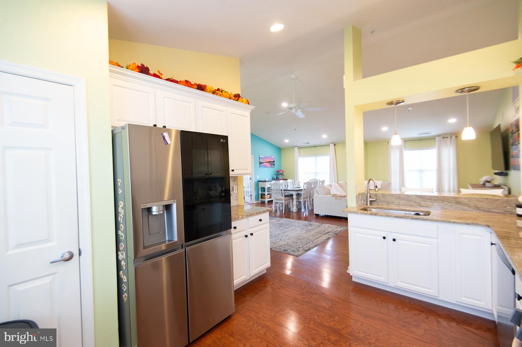 WOODS COVE - Residential