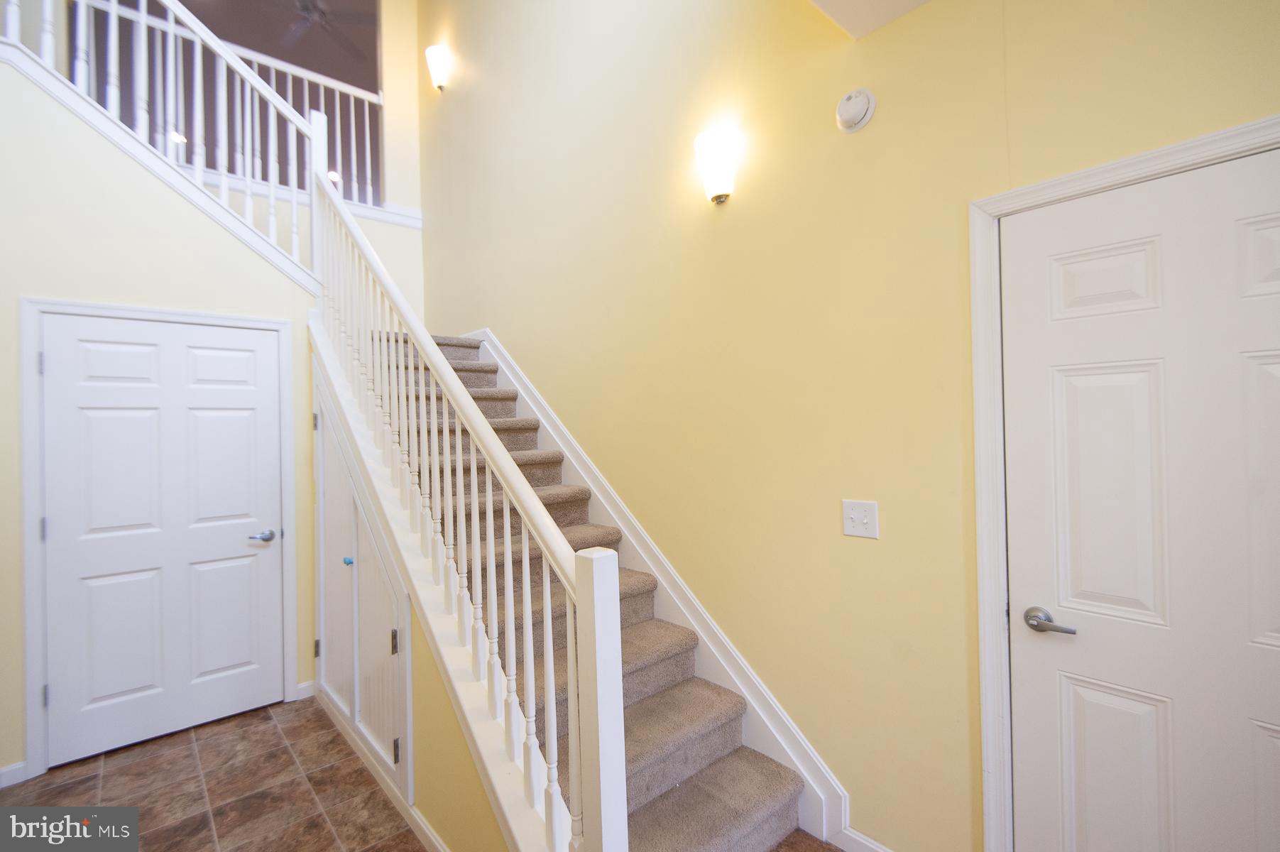 WOODS COVE - Residential