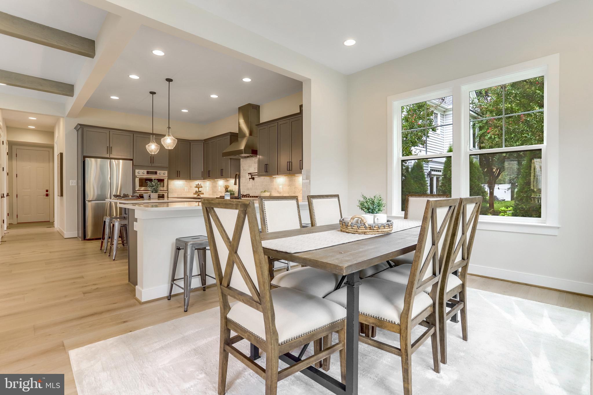 CARLIN SPRINGS - Residential