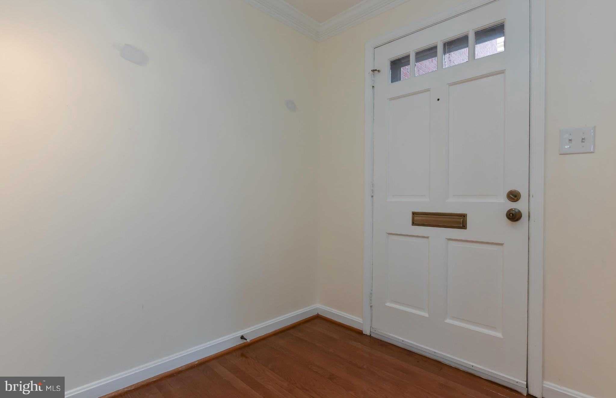 WASHINGTON SQUARE - Residential Lease