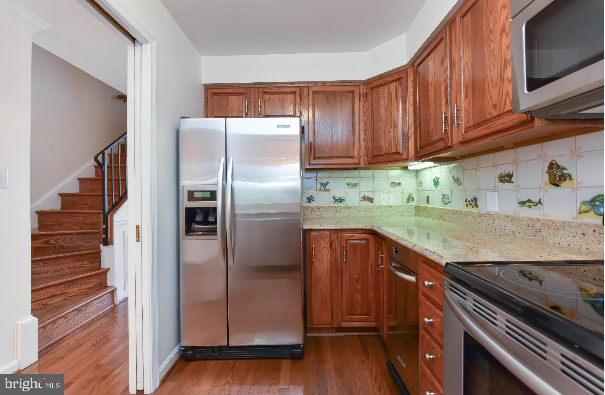 WASHINGTON SQUARE - Residential Lease